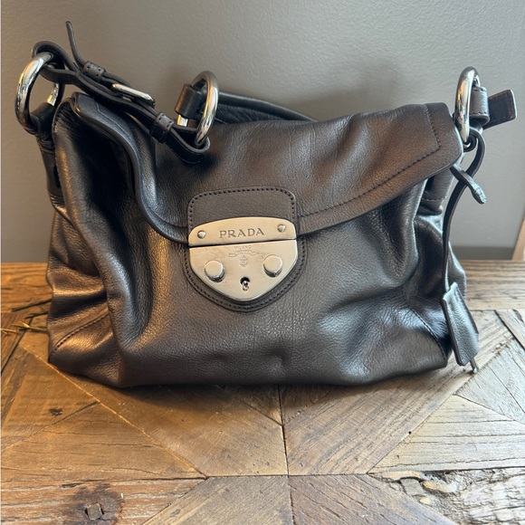 Prada Piombo Royal Calf Easy Leather Foldover - Small Shoulder Bag - Picture 4 of 10